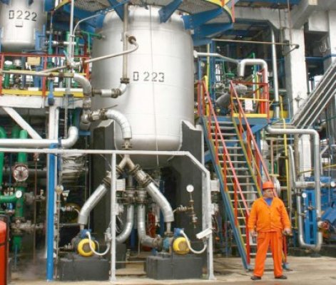 Rompetrol bagă 350 mil. dolari într-o centrală la Năvodari